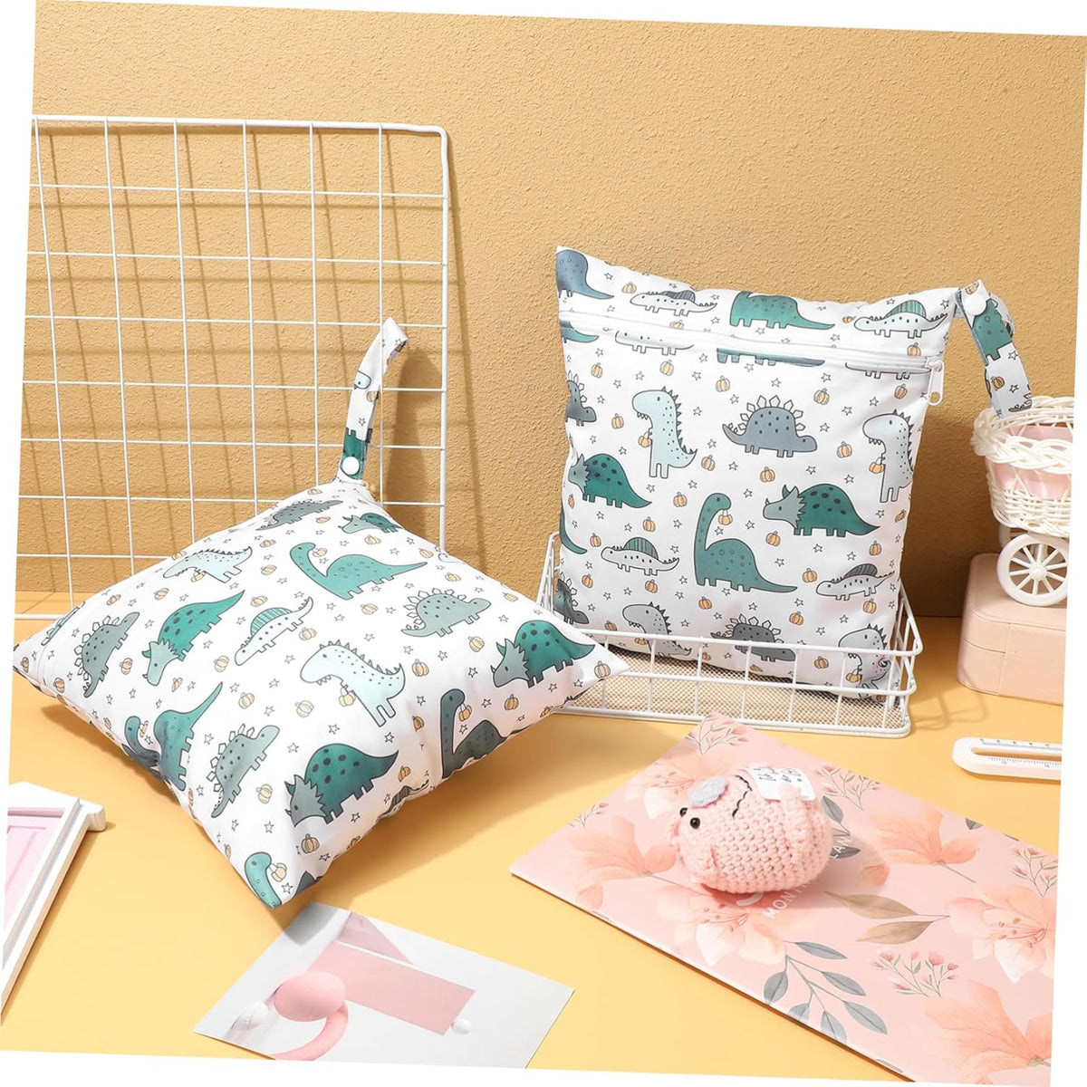 2Pcs Cartoon Zippered Wet Bags Reusable Storage Pouches Diaper Bag Organizer for Swimmers Daycare Parents