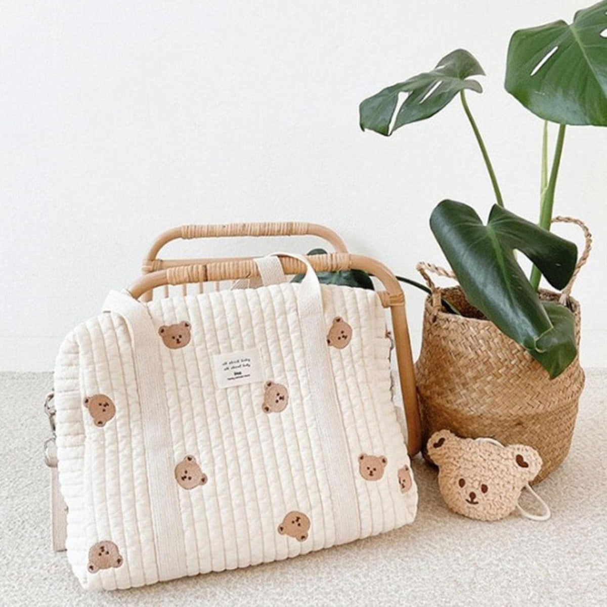Diaper Tote, Soft Cotton Embroidery Caddies Cart Toy Organization, Cute Cartoon Pattern Outdoor Travel Organizer Diapers, Large Capacity Baby Organizers Pack, Diaper Caddy Bag for Diapers Wipes